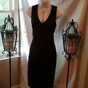 V neckline Black Dress